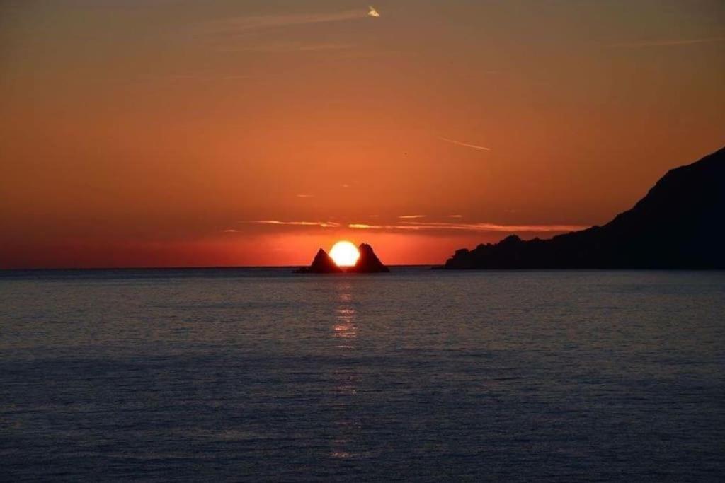 Port Tamaris, Le Troisieme Lägenhet La Seyne-sur-Mer Exteriör bild